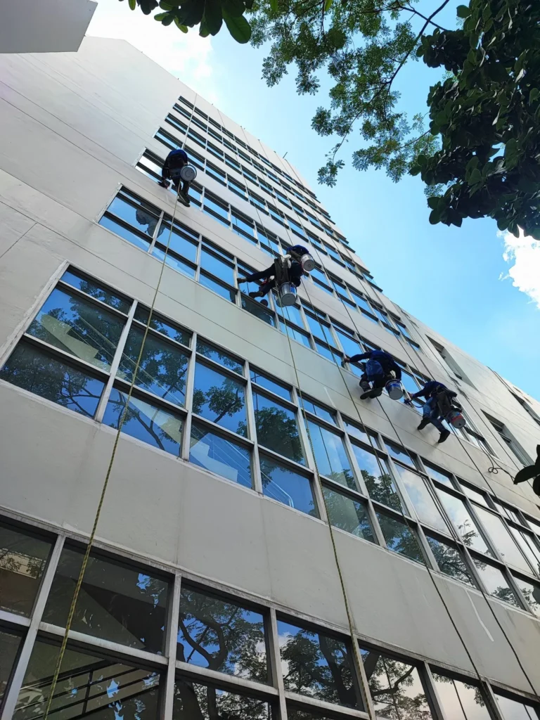 549890253_1300990768487213_8396644150682854776_n_result